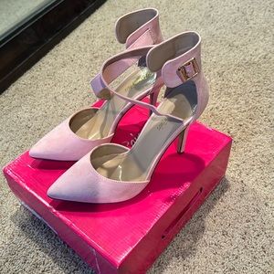 Dream Paris size 9 1/2 women’s heels
